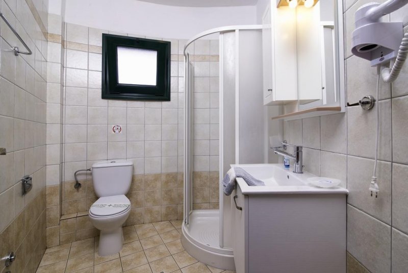 Ocean Beach Hotel - Снимка 3