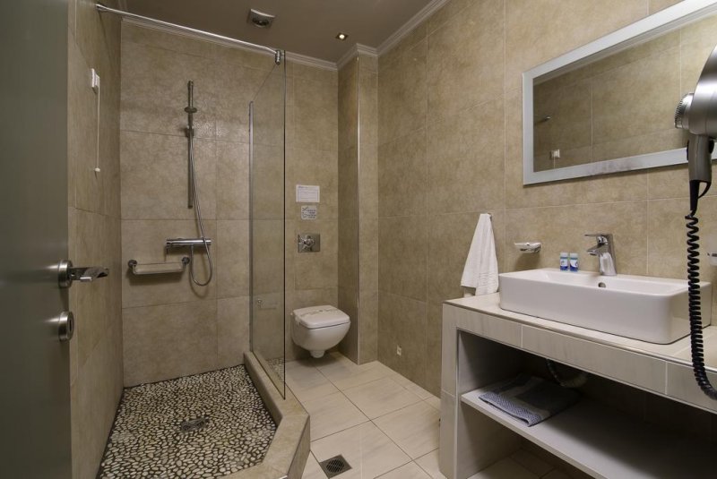 Ocean Beach Hotel - Снимка 7