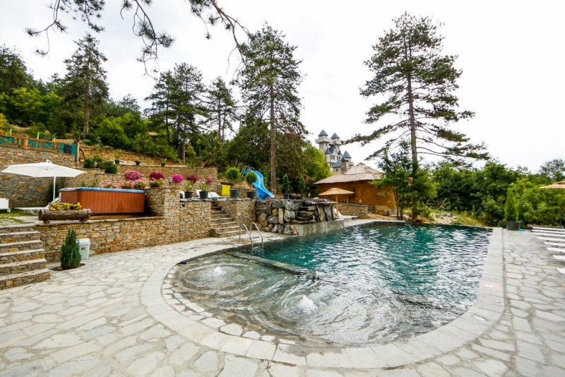 Хотел Валентина Касъл - Снимка 1