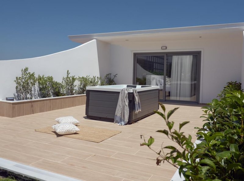 Letsos Hotel - Снимка 9