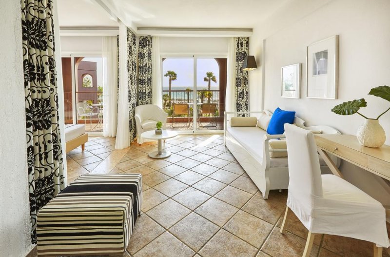 Ilio Mare Hotel - Снимка 2