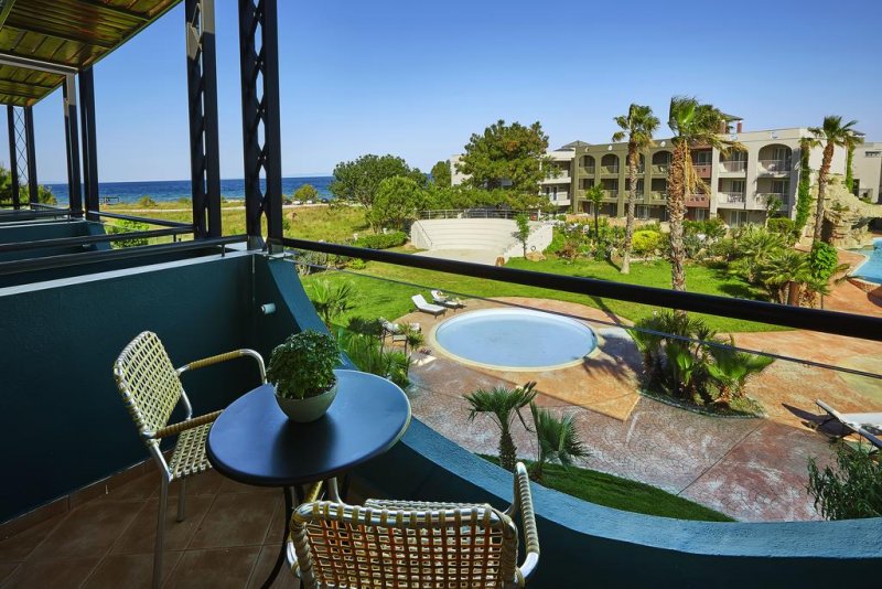 Ilio Mare Hotel - Снимка 4