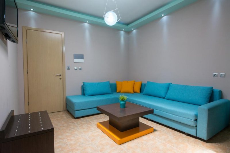 Maranton Beach Hotel - Снимка 2