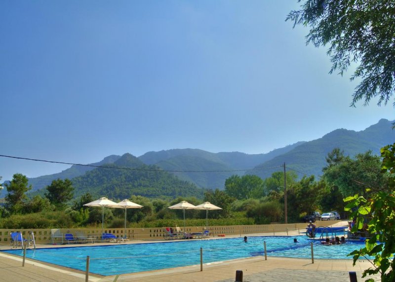 Maranton Beach Hotel - Снимка 9