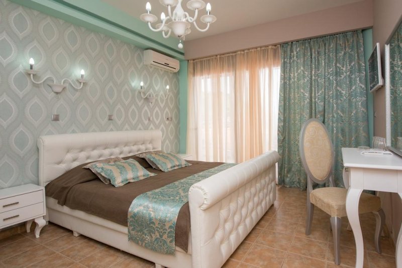 Maranton Beach Hotel - Снимка 2