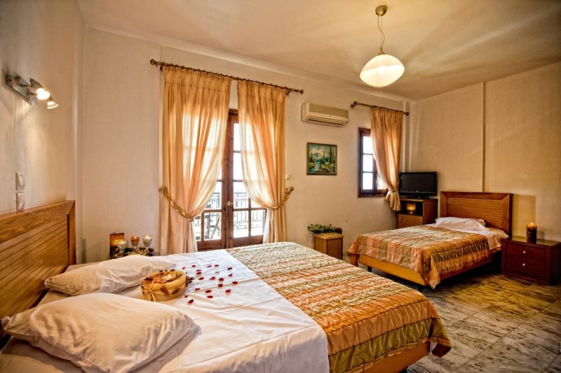Sunset Hotel - Снимка 11