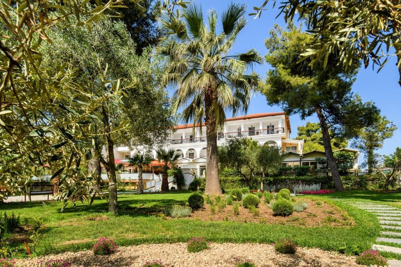 Portes Beach Hotel - Снимка 11