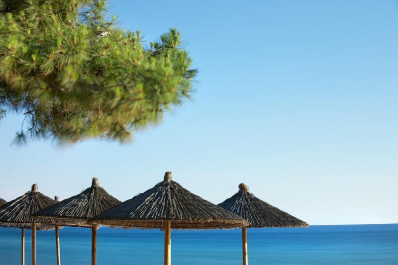Portes Beach Hotel - Снимка 5