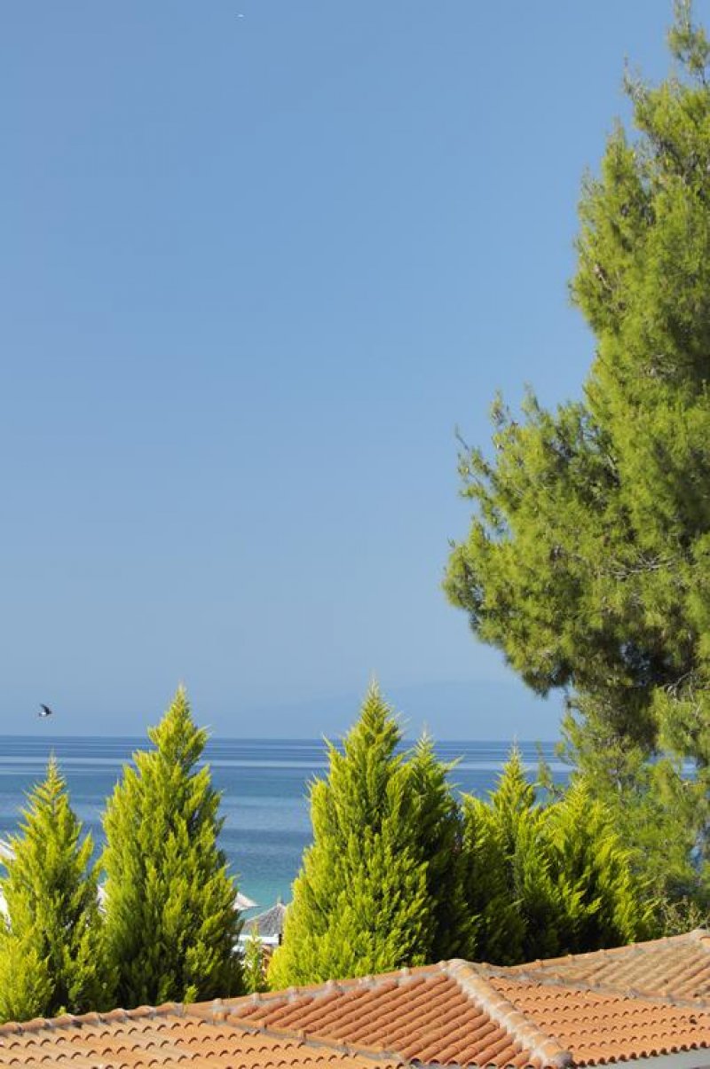 Portes Beach Hotel - Снимка 2