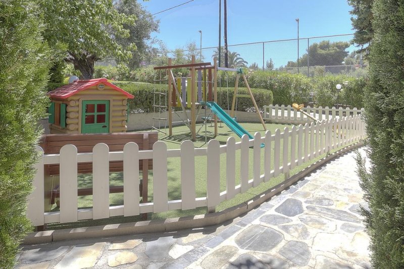 Athena Pallas Village - Снимка 9