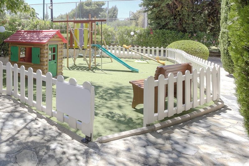 Athena Pallas Village - Снимка 1