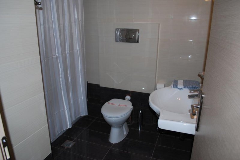 Eleana Hotel - Снимка 2