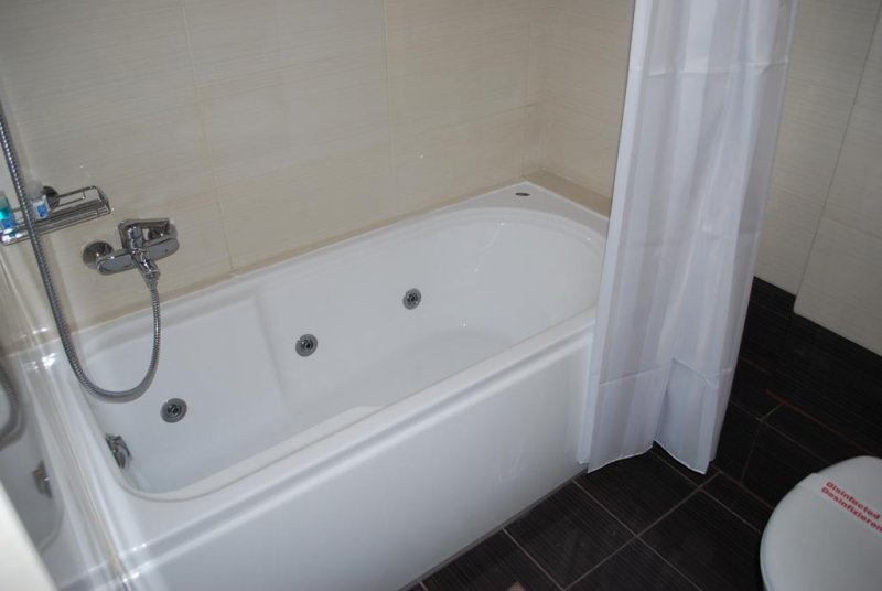 Eleana Hotel - Снимка 3