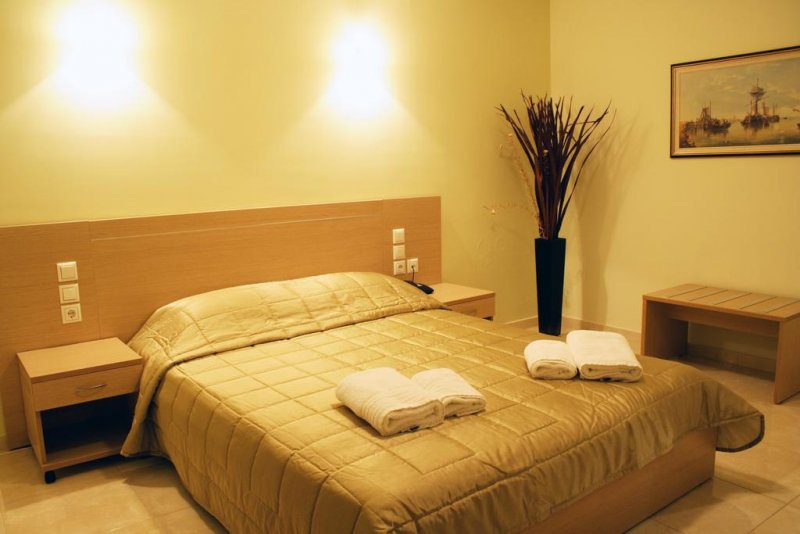 Eleana Hotel - Снимка 10