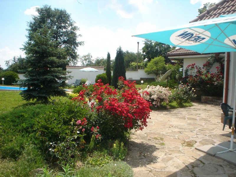 Комплекс Роден край - Снимка 7