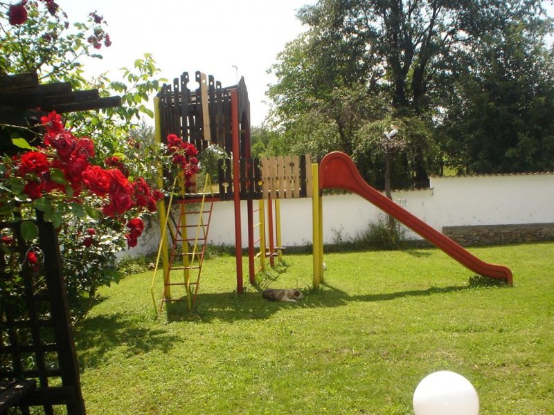 Комплекс Роден край - Снимка 8