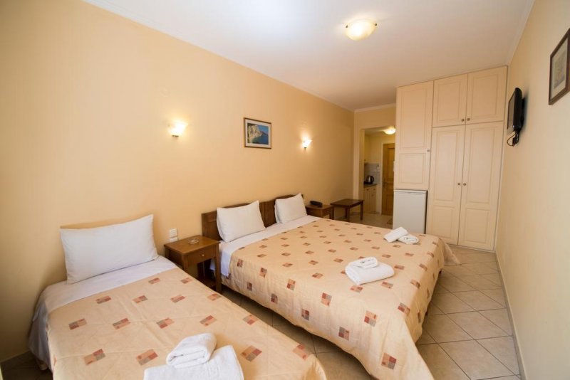 Hotel Sofia Nikiana - Снимка 2