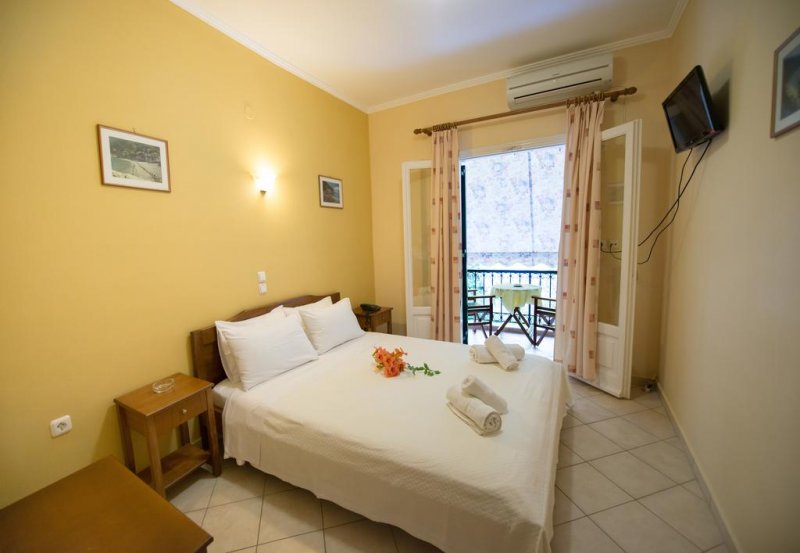 Hotel Sofia Nikiana - Снимка 10