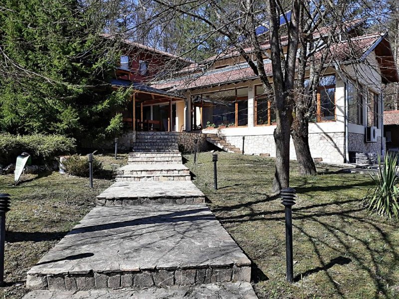 Хотел Велена - Снимка 0