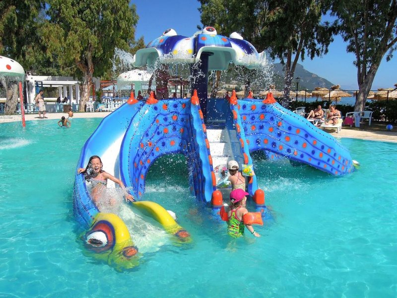 Messonghi Beach Holiday Resort - Снимка 7