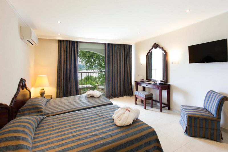 Corfu Holiday Palace - Снимка 5