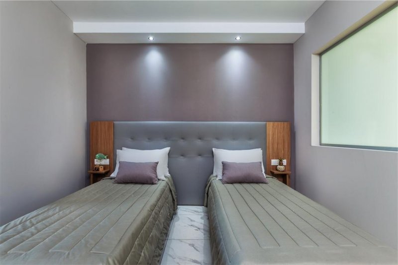 Anna Hotel - Снимка 1