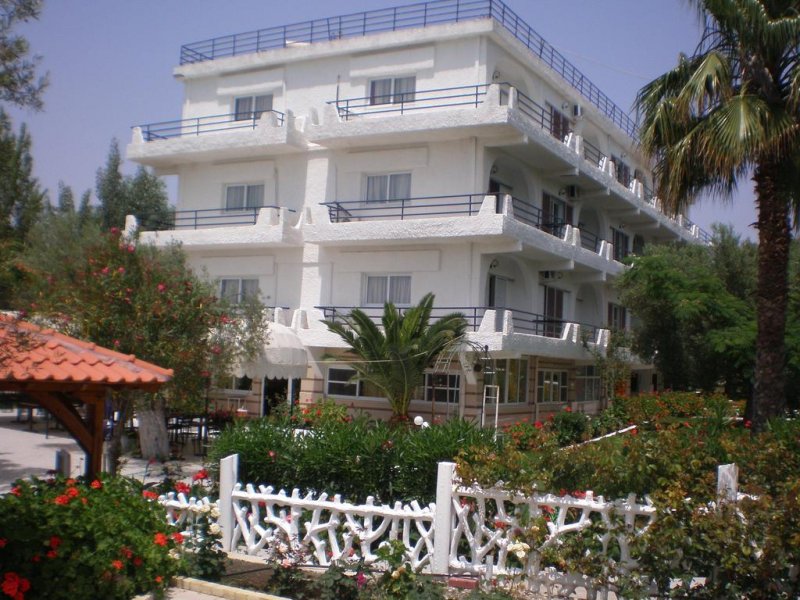 Olympic Bibis Hotel - Снимка 10