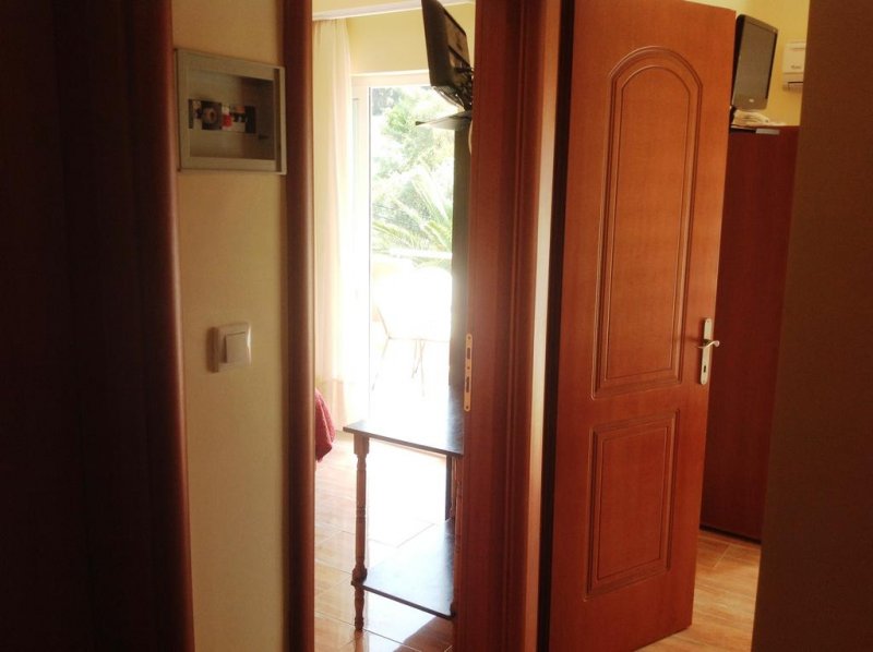 Olympic Bibis Hotel - Снимка 2