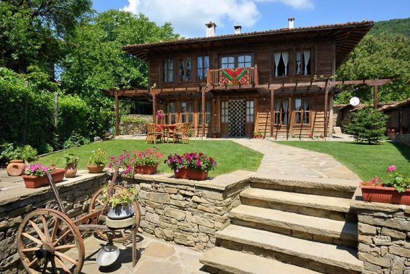 Къща за гости Кенара - Снимка 0