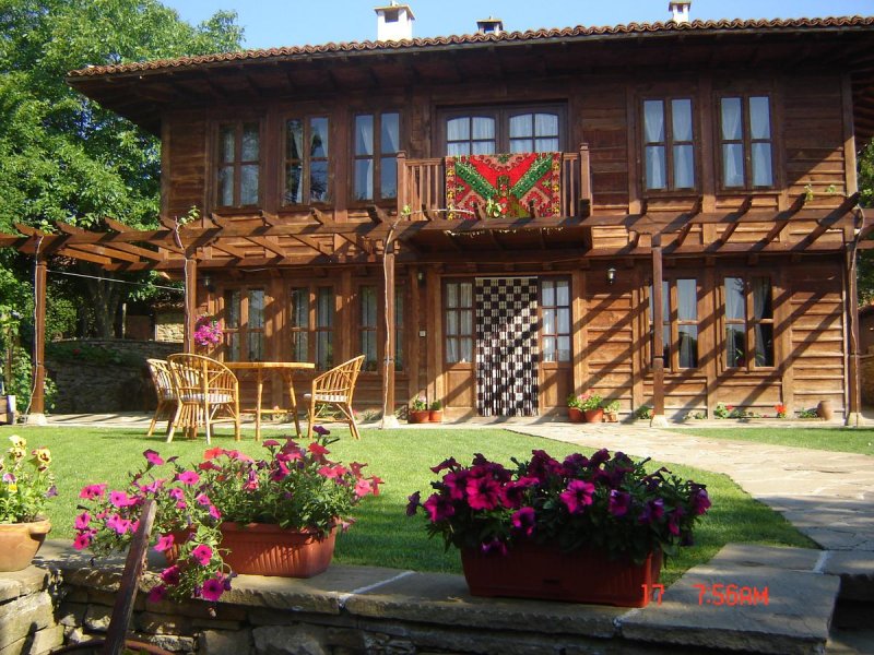 Къща за гости Кенара - Снимка 11