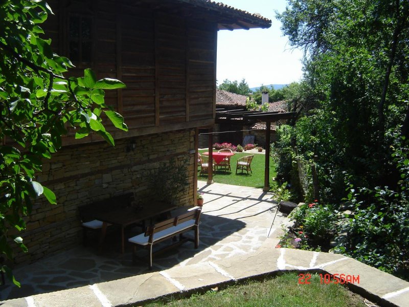 Къща за гости Кенара - Снимка 1