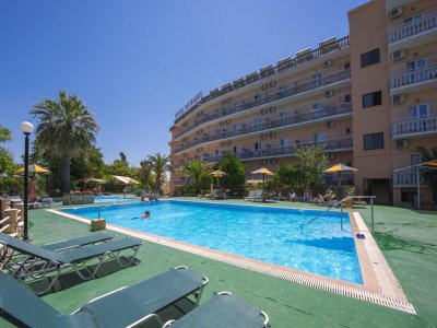 Potamaki Beach Hotel - Снимка 1