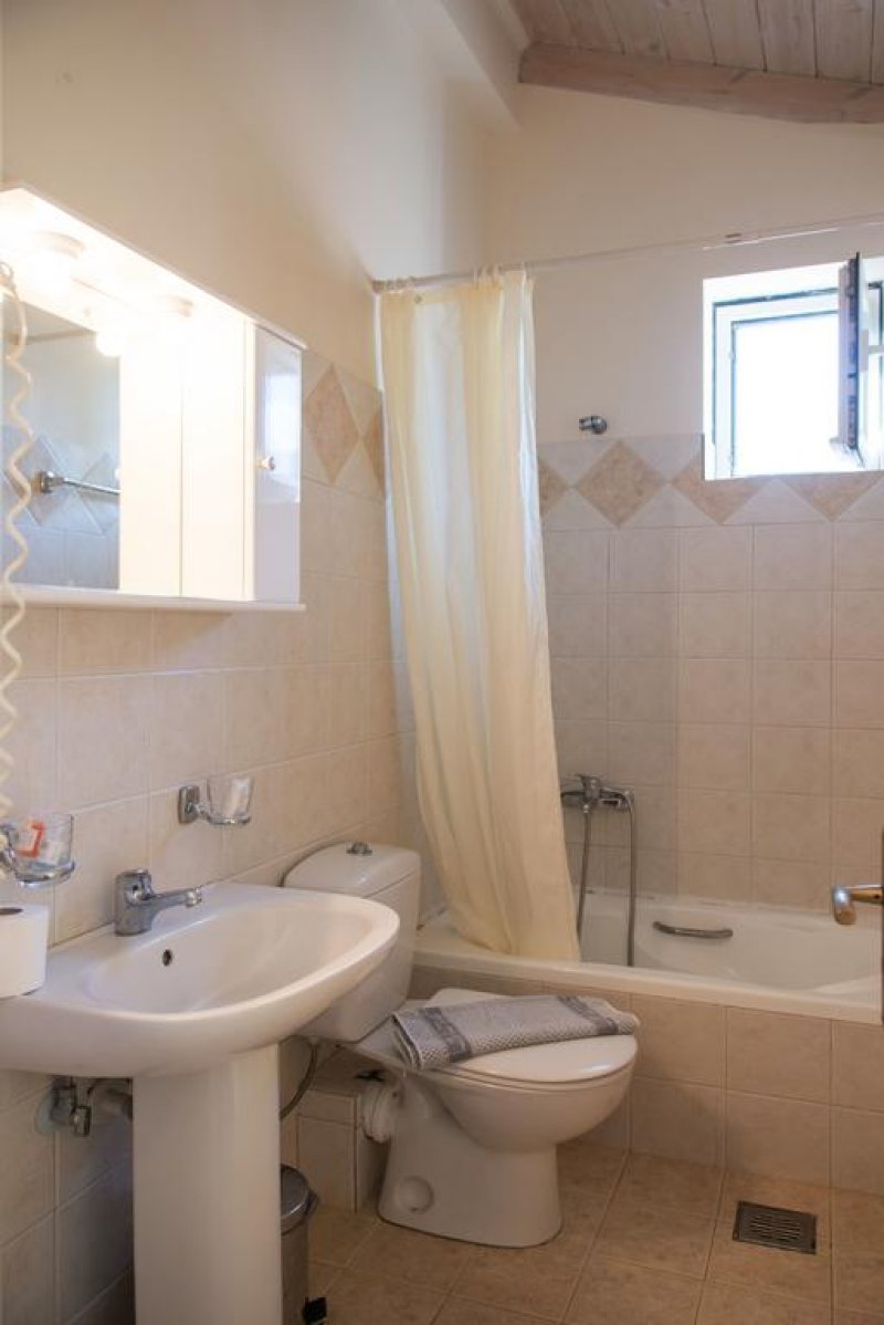 Vassiliki Bay Hotel - Снимка 1