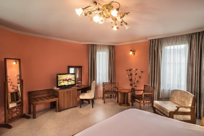 Бутиков СПА Хотел Хевън - Снимка 7