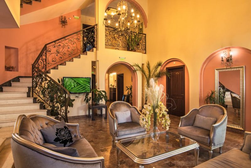 Бутиков СПА Хотел Хевън - Снимка 10