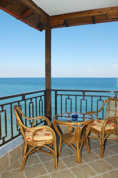Kymata Hotel - Снимка 8