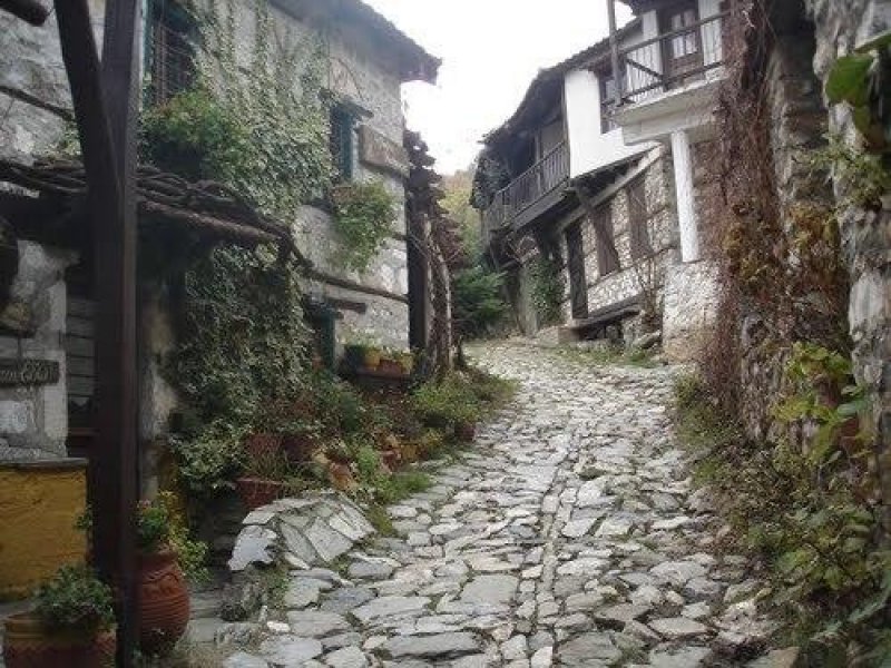 Kymata Hotel - Снимка 1