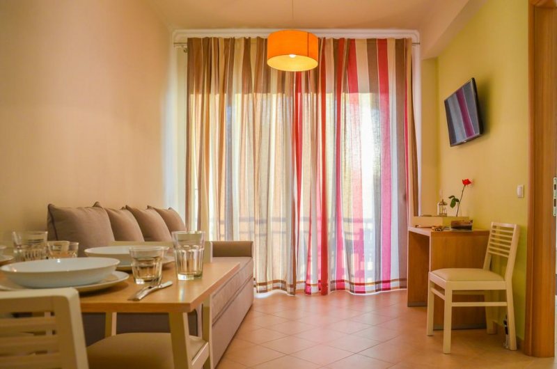 Aelia Villa - Снимка 7