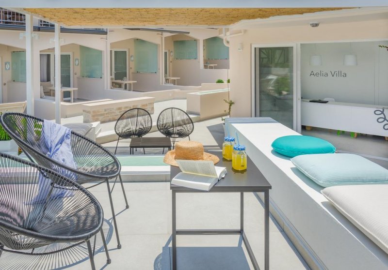 Aelia Villa - Снимка 4