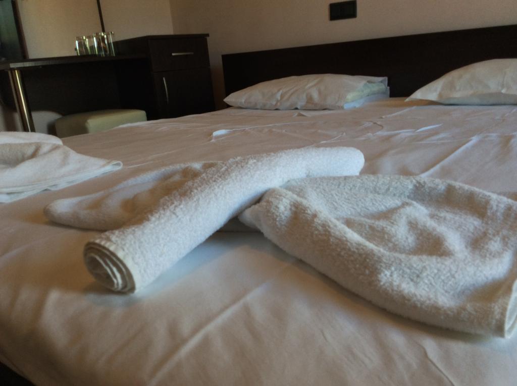 Нощувка в хотел Сантана**, Сандански на ТОП ЦЕНА - Снимка 9