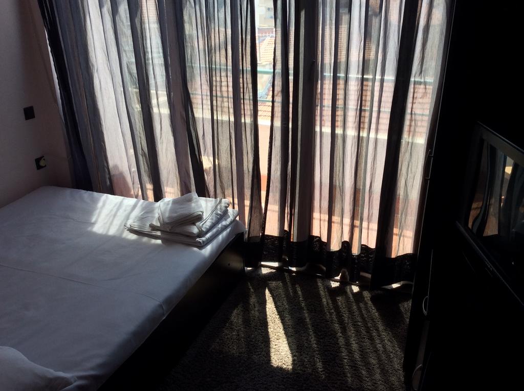 Нощувка в хотел Сантана**, Сандански на ТОП ЦЕНА - Снимка 17