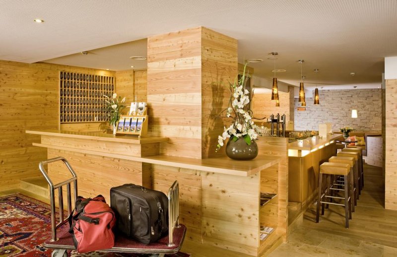 Hotel Bon Alpina - Снимка 11