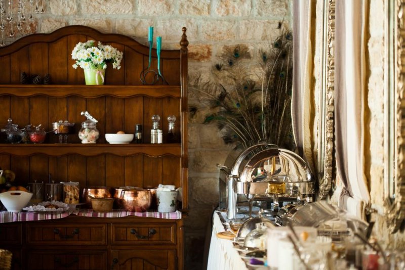 Achtis Hotel - Снимка 2