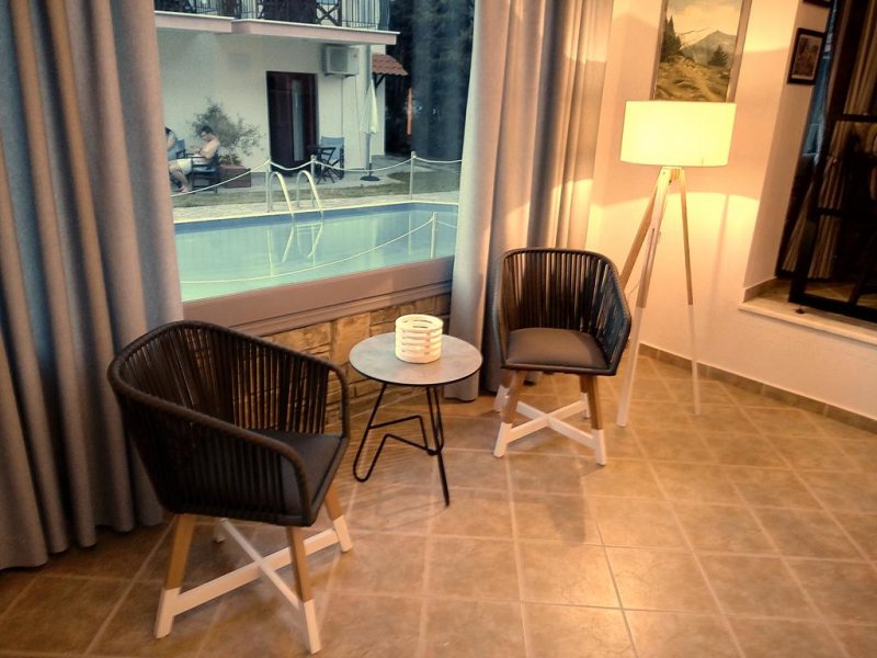 Aliston Hotel Studios - Снимка 8