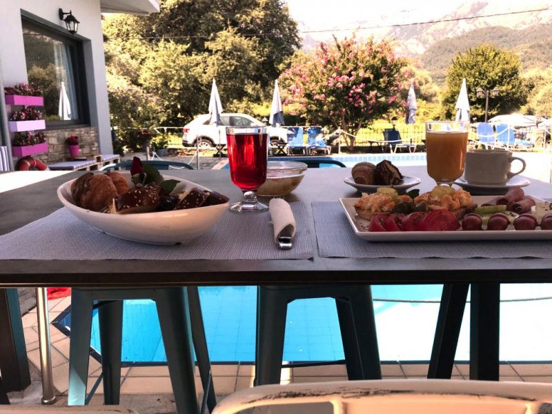 Aliston Hotel Studios - Снимка 8