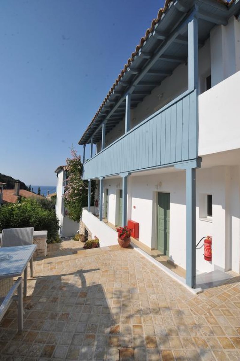 Hotel Agios Nikitas - Снимка 9