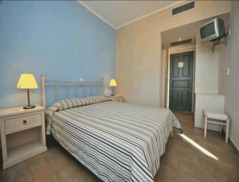 Hotel Agios Nikitas - Снимка 4