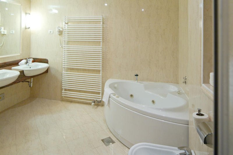 Hotel Kompas - Снимка 11