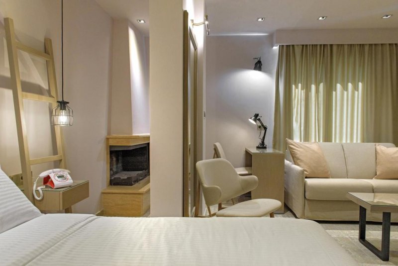 Pyrgos Hotel - Снимка 8