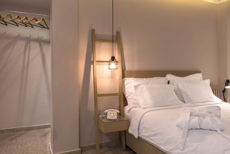 Pyrgos Hotel - Снимка 5